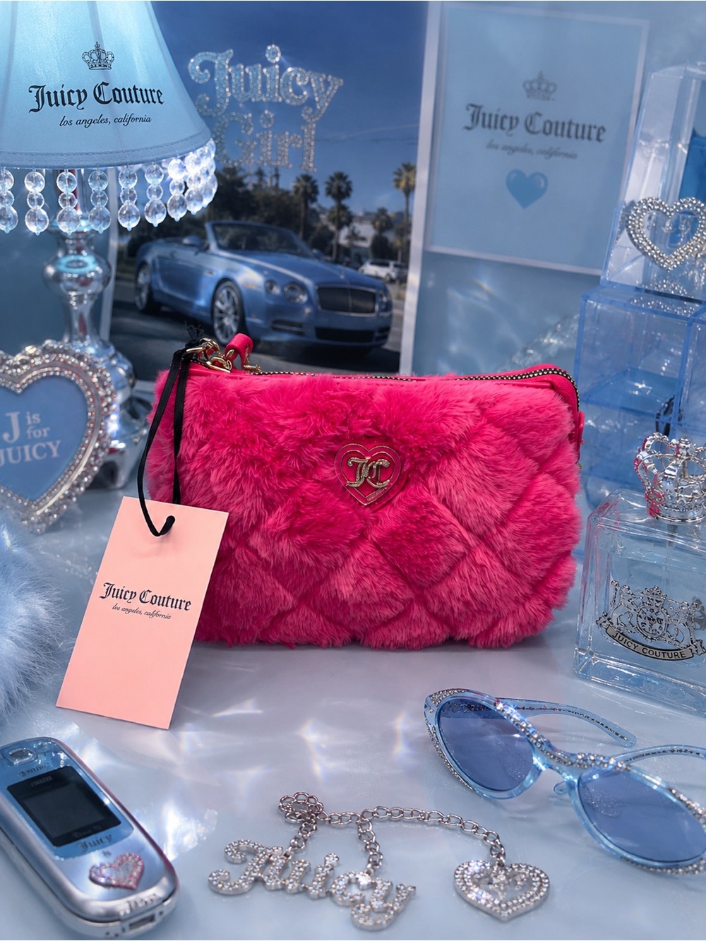 Juicy couture get cozy mini wristlet purse